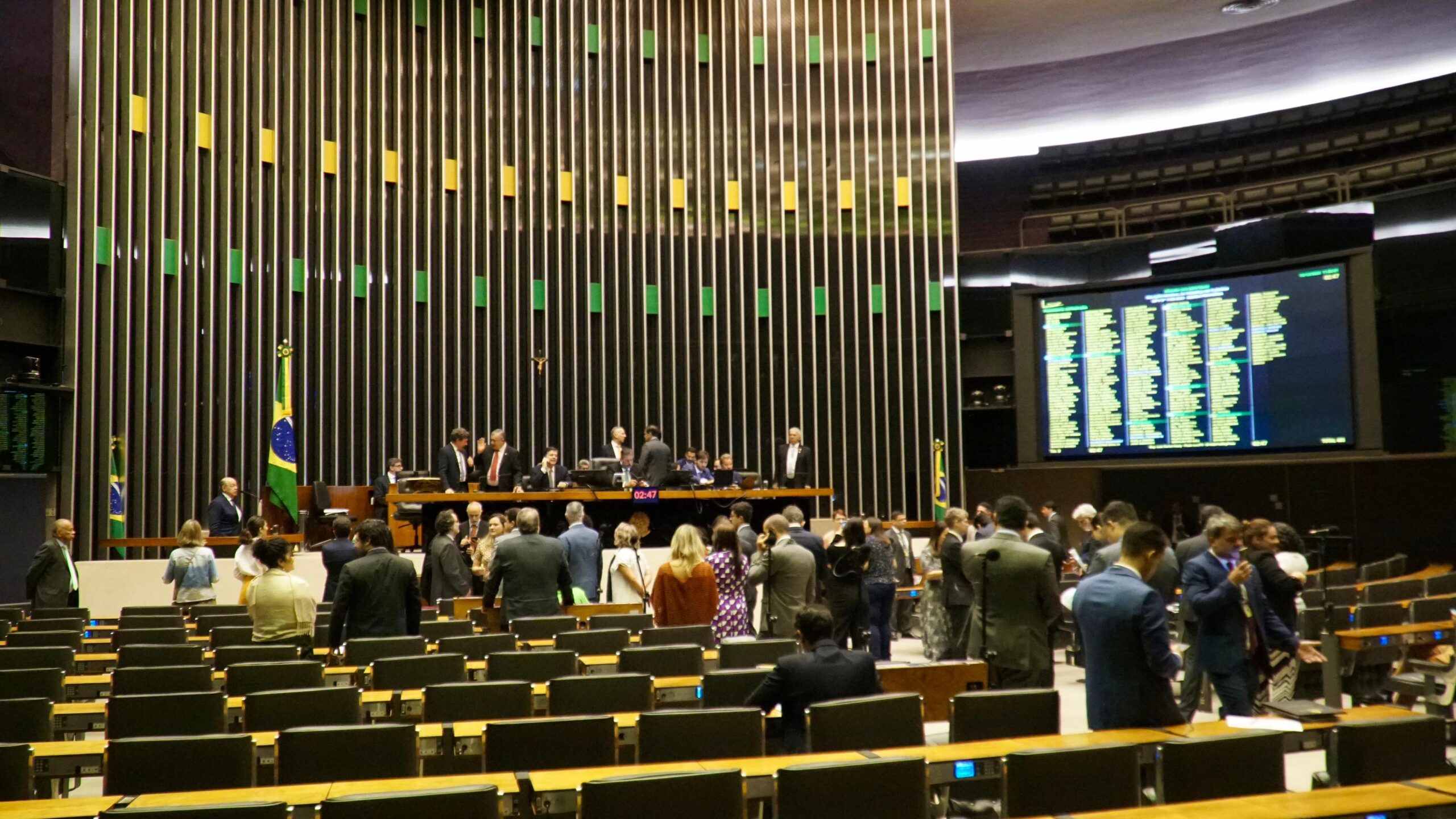 Câmara dos Deputados aprova projeto de Rafael Prudente que vai agilizar a tramitação de processos no TJDFT